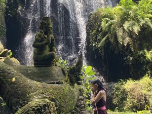 Melukat dibali