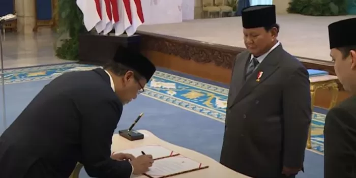 Prabowo lantik menteri baru