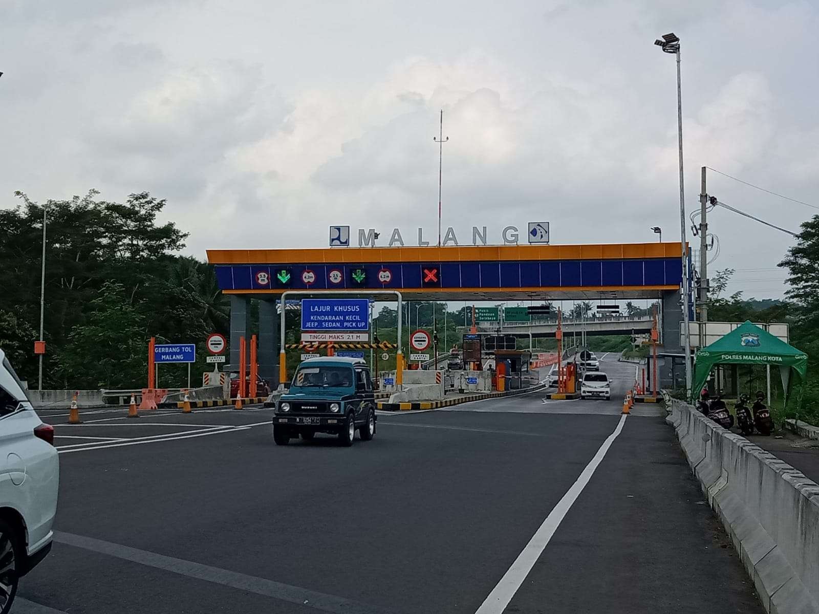 Tol malang