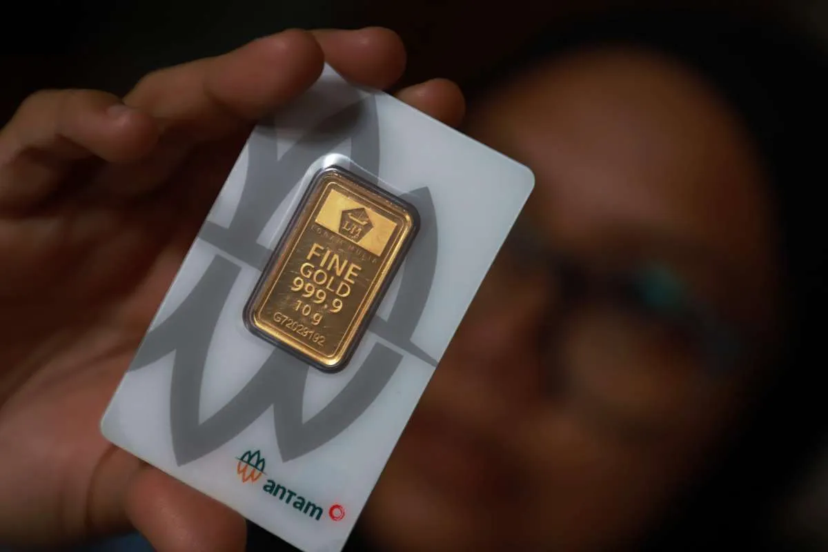 Harga emas hari ini Jumat 13 Maret 2026 