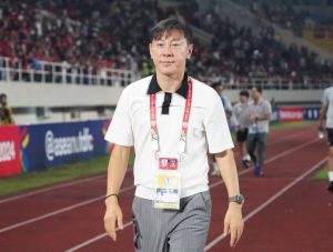 Shin Tae-yong pelatih Persija