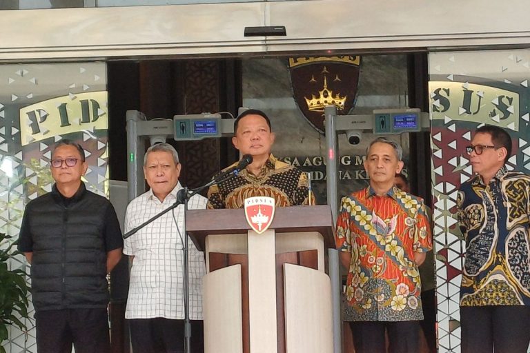 Febrie Adriansyah Mundur dari Jabatan Jampidsus