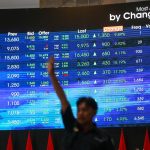 IHSG Sempat Hijau, Tapi Berakhir di Zona Merah Turun 0,49% ke 6.378