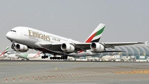 Wow, Pesawat Jumbo A380 Emirates Mendarat di Bandara Soetta