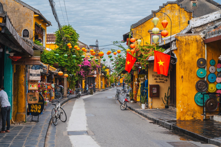 tempat wisata di Vietnam yang wajib dikunjungi