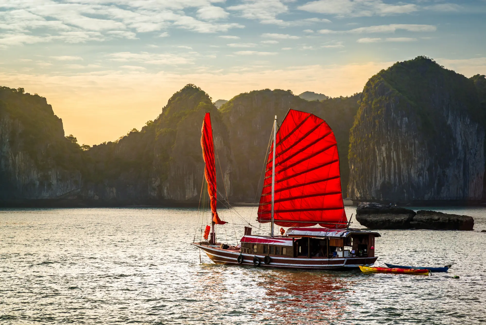 tempat wisata di Vietnam yang wajib dikunjungi