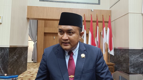 Dari Ketua DPRD ke Kursi Bupati Bogor, Perjalanan Politik Rudy Susmanto